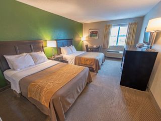 Фото отеля Boarders Inn & Suites by Cobblestone Hotels - Munising