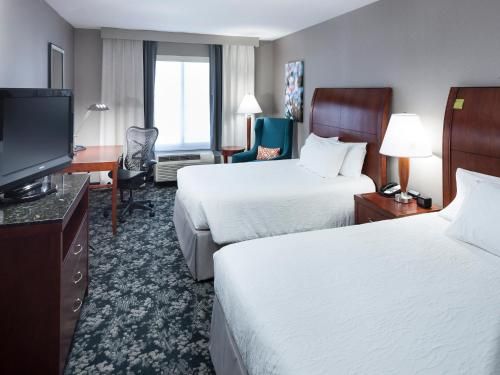 Hilton Garden Inn Naperville/Warrenville