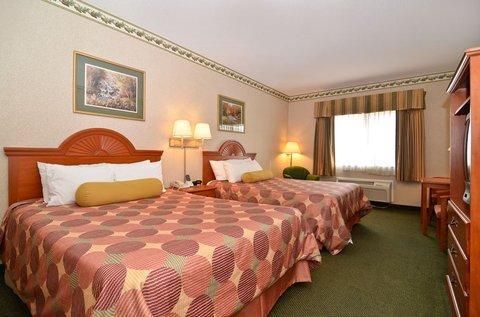 Photo of Napoleon Inn & Suites