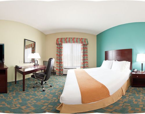 Photo of Holiday Inn Express Hotel & Suites Salem, an IHG Hotel