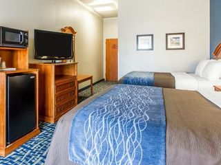 Фото отеля Comfort Inn & Suites Pauls Valley - City Lake