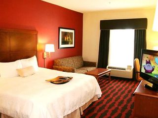 Фото отеля Hampton Inn & Suites East Lansing