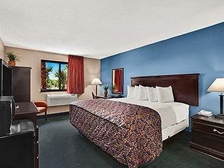Фото отеля Days Inn by Wyndham Orange Park/Jacksonville