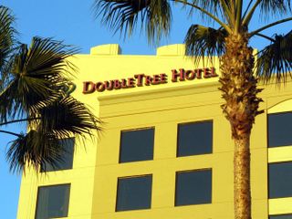 Hotel pic DoubleTree by Hilton Santa Ana - Orange County Airport
