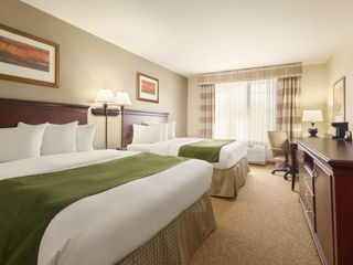 Фото отеля Country Inn & Suites by Radisson, Red Wing, MN