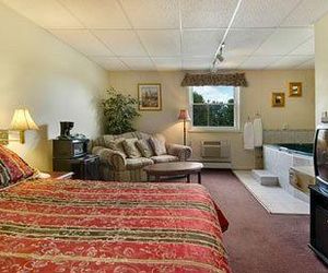 Travelodge Inn & Suites Latham Latham United States