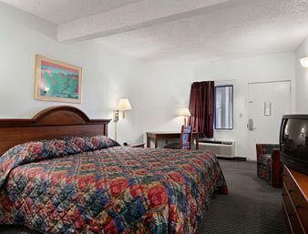 Photo of Travelodge Inn & Suites Sierra Vista