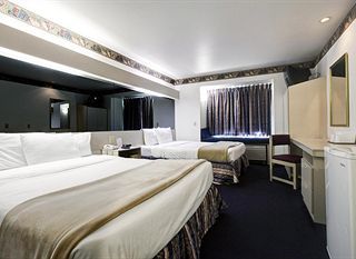 Hotel pic Americas Best Value Inn & Suites Racine