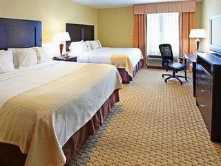 Фото отеля Holiday Inn and Suites Rogers at Pinnacle Hills, an IHG Hotel