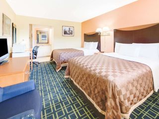 Фото отеля Travelodge by Wyndham Ruidoso