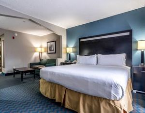 Holiday Inn Express & Suites Roanoke Rapids Roanoke Rapids United States