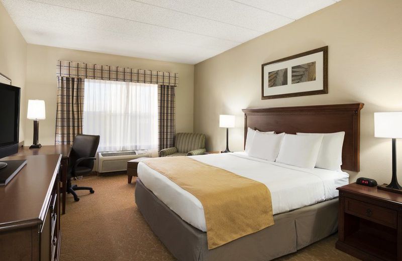 Country Inn & Suites by Radisson, Shoreview, MN