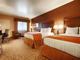 Фото отеля Best Western San Dimas Hotel & Suites