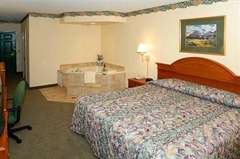 Country Inn & Suites by Radisson, Stone Mountain, GA