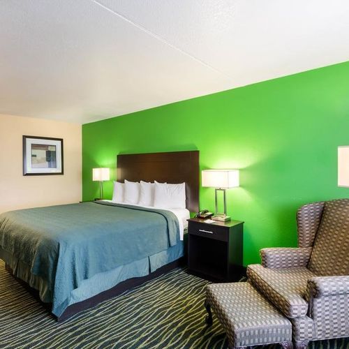 Photo of Quality Inn Siloam Springs West