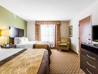 Hotel pic Comfort Inn & Suites Shawnee North near I-40