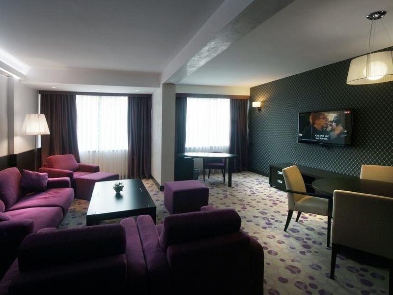 Hotel Photo 7