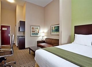 Фото отеля Holiday Inn Express & Suites Statesville