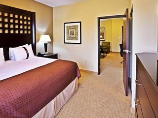Фото отеля Holiday Inn & Suites Stillwater-University West, an IHG Hotel