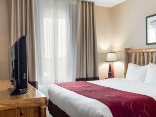 Hotel pic Comfort Suites Rapid River Lodge