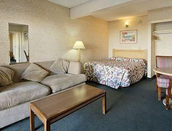 Photo of Torrance Inn & Suites