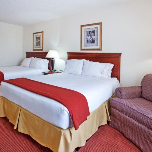 Photo of Holiday Inn Express and Suites Atlanta-Johns Creek, an IHG Hotel