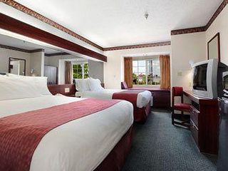 Фото отеля Microtel Inn & Suites by Wyndham Savannah/Pooler