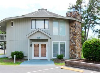 Hotel pic Country Club Villas by Capital Vacations