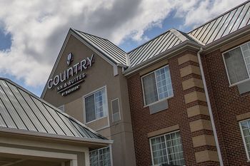 Photo of Country Inn & Suites by Radisson, Valparaiso, IN