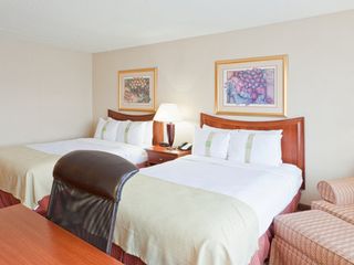 Фото отеля Holiday Inn Express & Suites Ft. Washington - Philadelphia, an IHG Hot