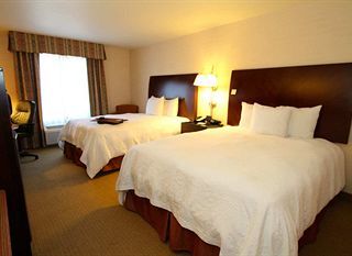 Hotel pic Hampton Inn & Suites Tacoma-Mall