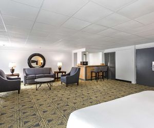 DoubleTree by Hilton Pittsburgh - Meadow Lands Washington United States