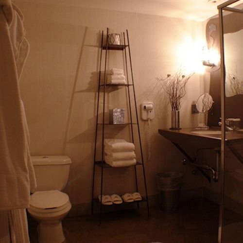 Hotel Photo 5