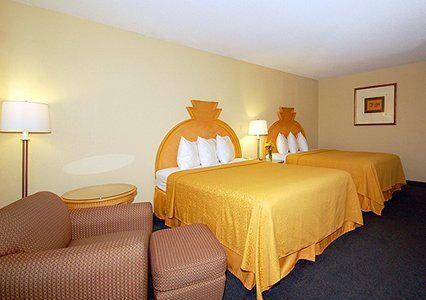 Photo of Quality Inn & Suites Greenfield I-70