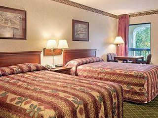 Hotel pic Super 8 by Wyndham Ruther Glen Kings Dominion Area