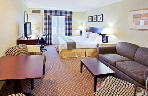 Photo of Holiday Inn Express Hotel & Suites Chehalis - Centralia, an IHG Hotel