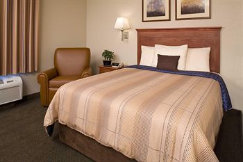 Photo of Candlewood Suites Pearland, an IHG Hotel