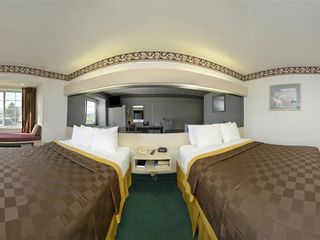 Hotel pic Microtel Inn & Suites by Wyndham Sunbury/Columbus I-71N