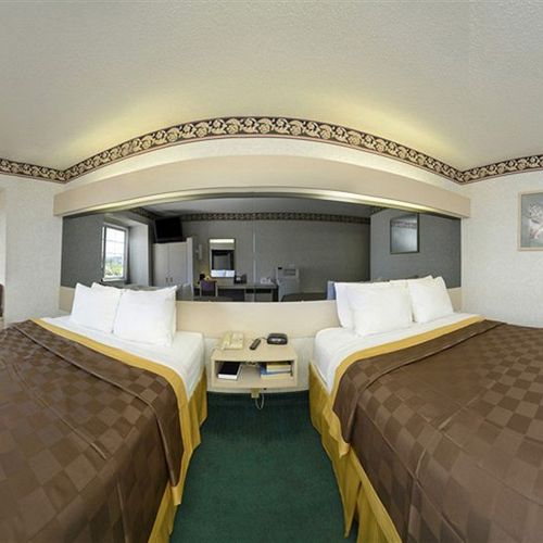 Photo of Microtel Inn & Suites by Wyndham Sunbury/Columbus I-71N