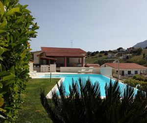 Villa Piscina sul Mare Alcamo Italy