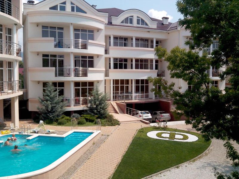 Hotel Photo 1