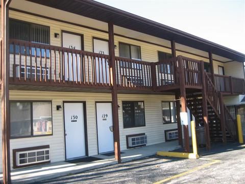 Hotel image for: Crestview Inn & Suites Cedar L