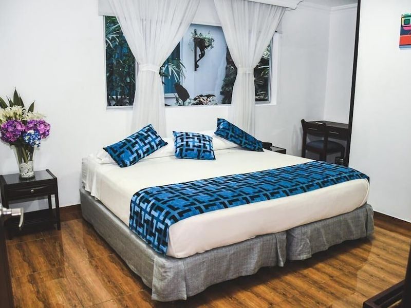 Hotel Photo 1