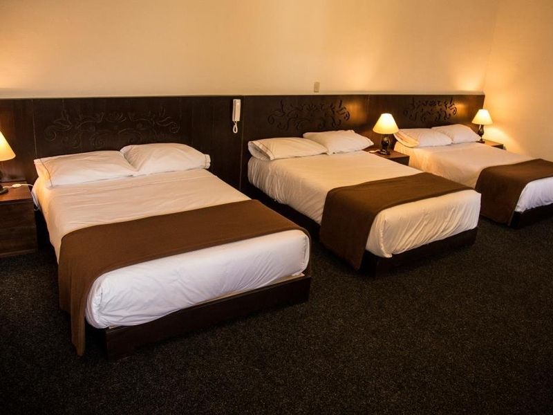 Hotel Photo 8