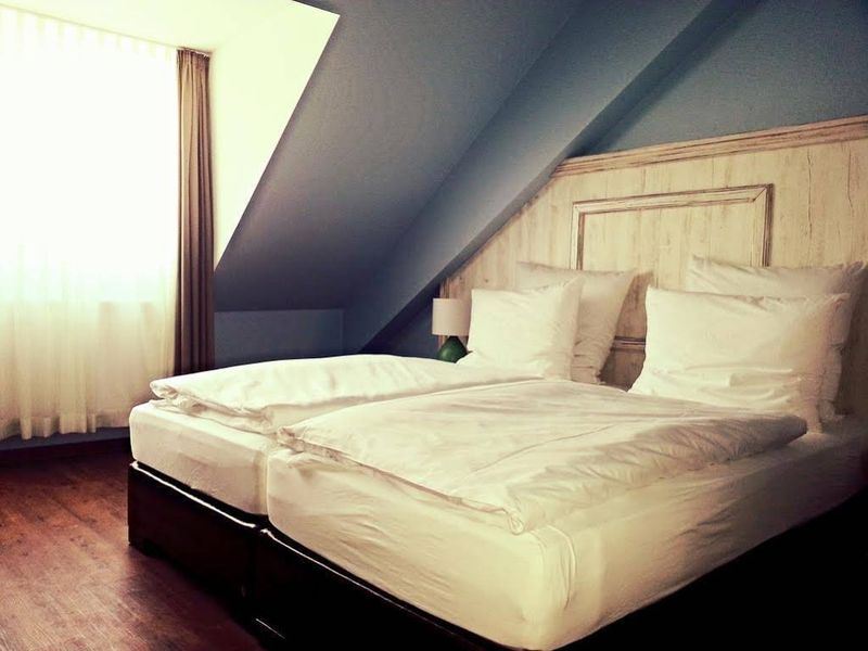 Hotel Photo 1