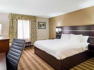 Hotel pic Clarion Inn & Suites Stroudsburg - Poconos