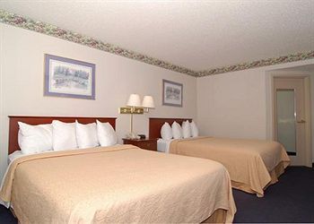 Photo of QUALITY INN & SUITES BILTMORE SOUTH