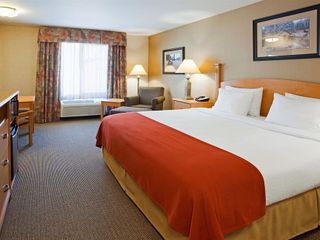 Фото отеля Holiday Inn Express & Suites Custer-Mt Rushmore