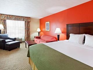Фото отеля Holiday Inn Express Dandridge