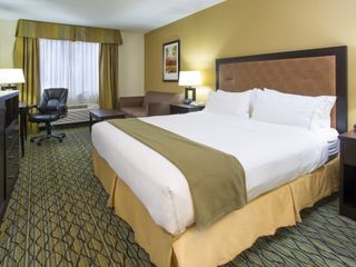 Hotel pic Holiday Inn Express Hotel & Suites Columbus Airport, an IHG Hotel